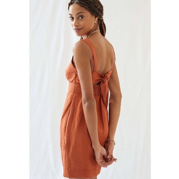 Anthropologie Maeve Twist-Front Linen Blend Mini Dress in Burnt Orange Sz L - Picture 2 of 9
